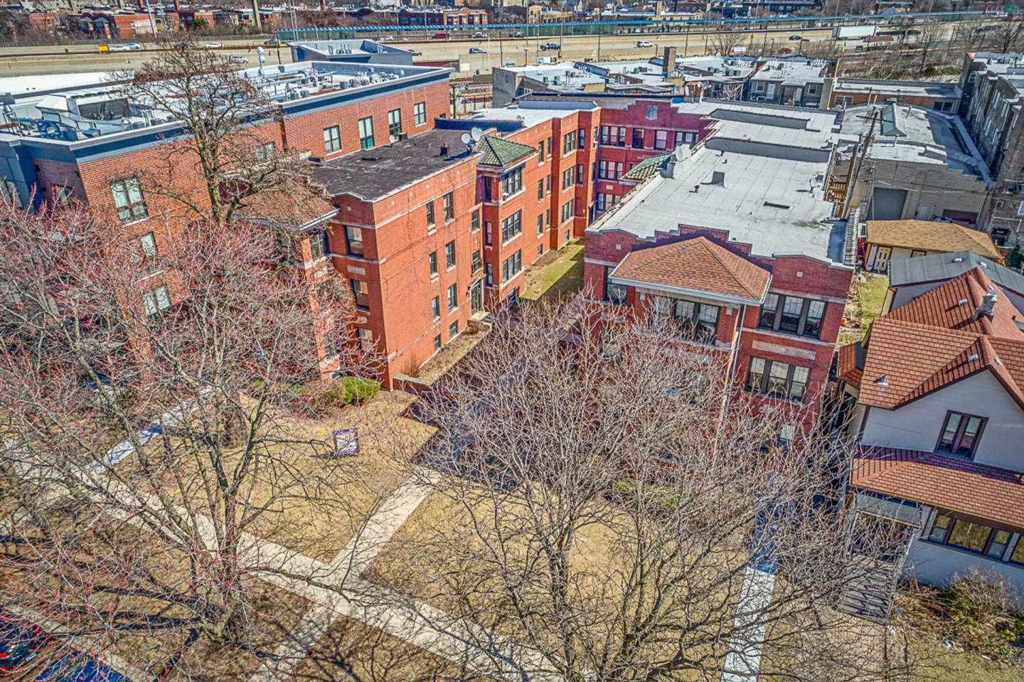 3925-33 N Keeler Image 2