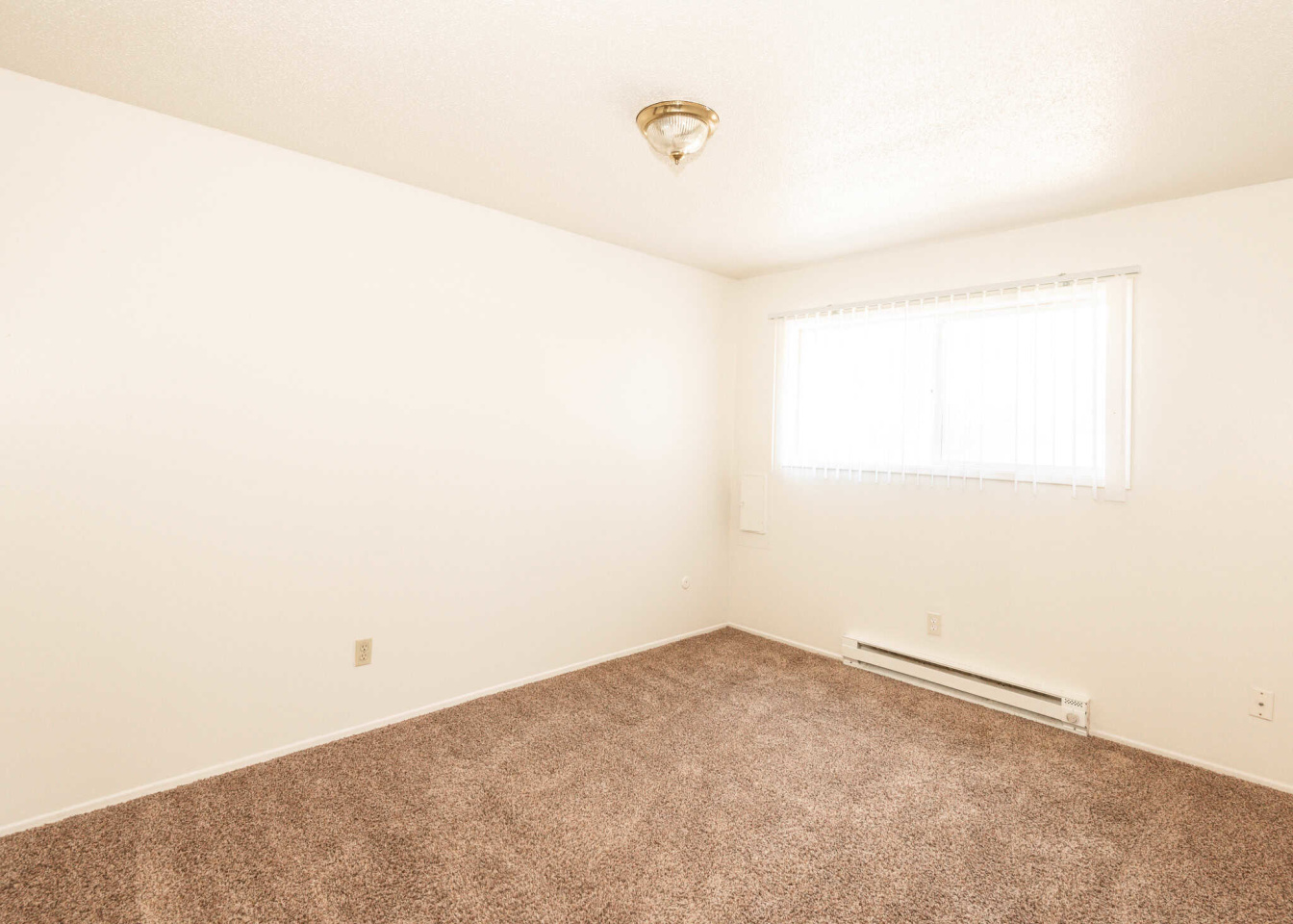 Churchill Gardens Apartments Image 34