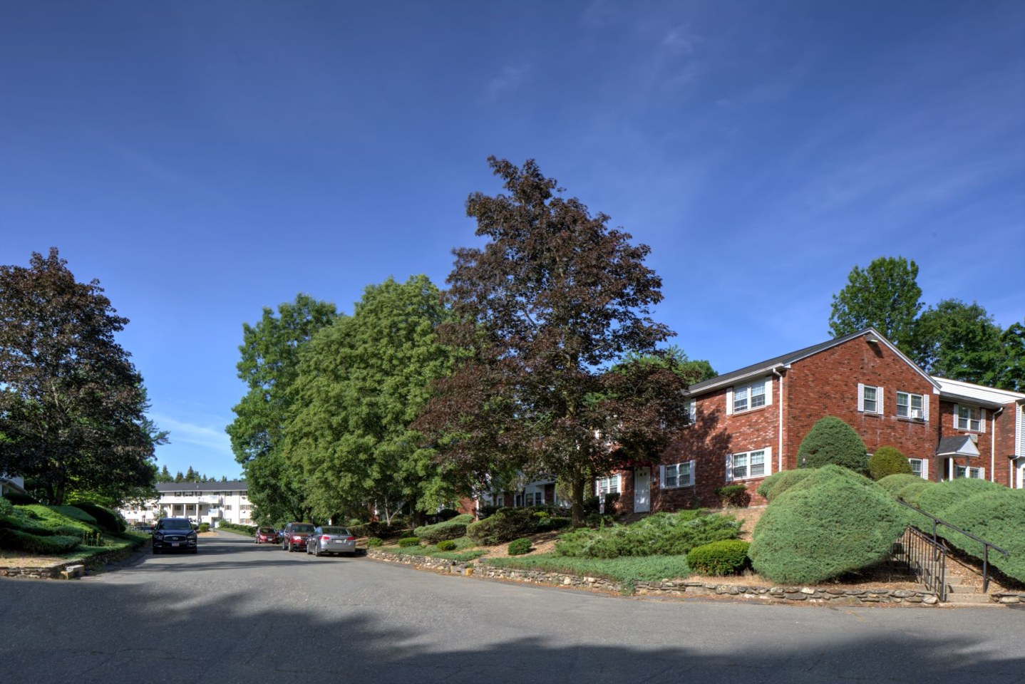 Town and Country Image 17