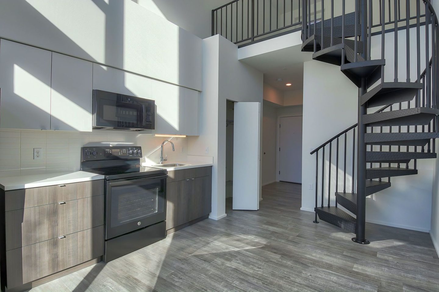 1404 Boylston Image 1
