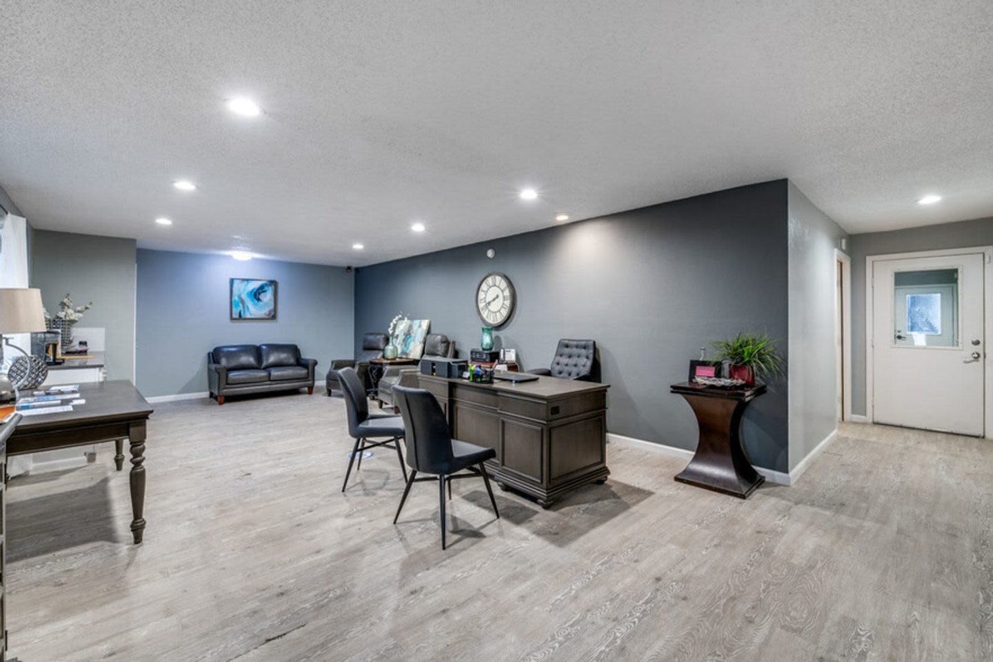 Sky Landing Apartments Image 39