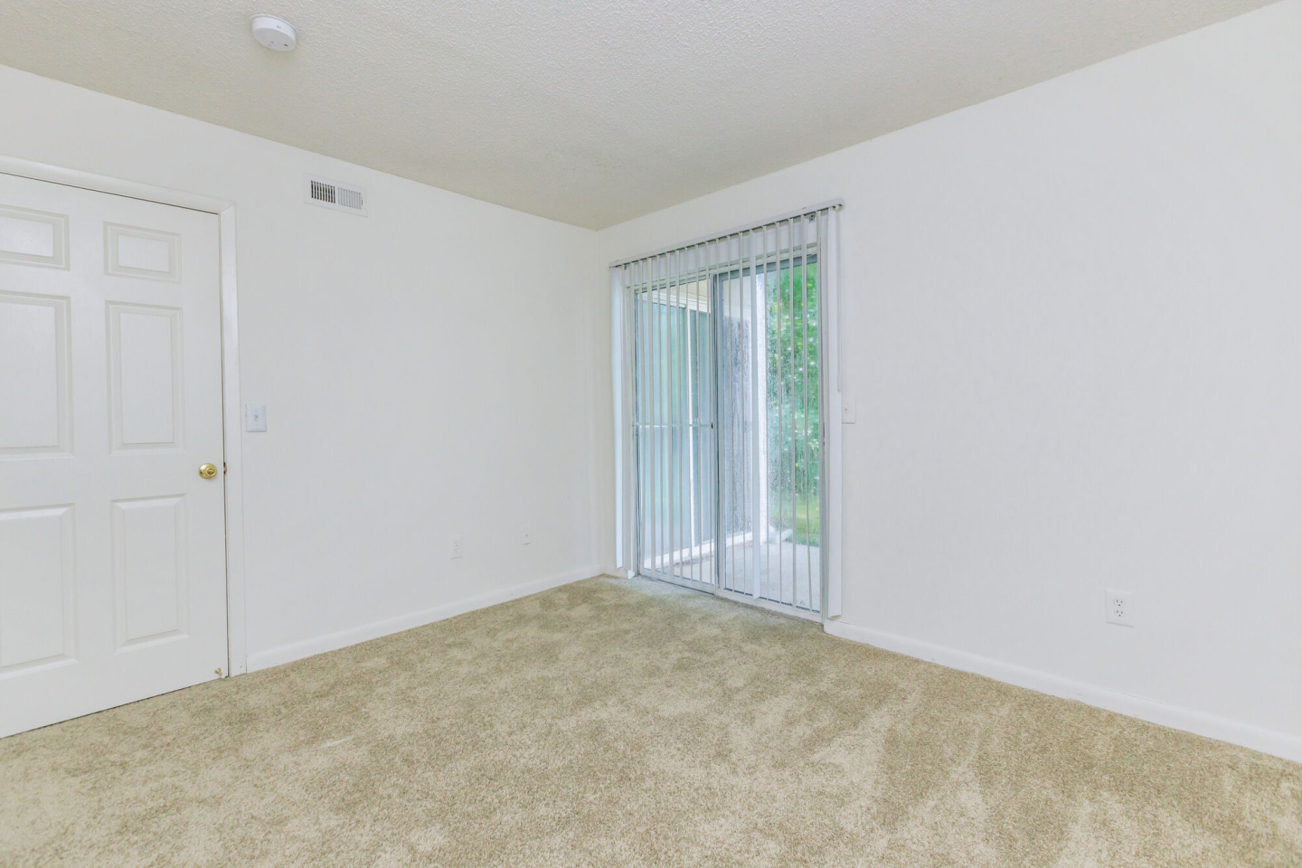 Pinetree Apartments Image 28