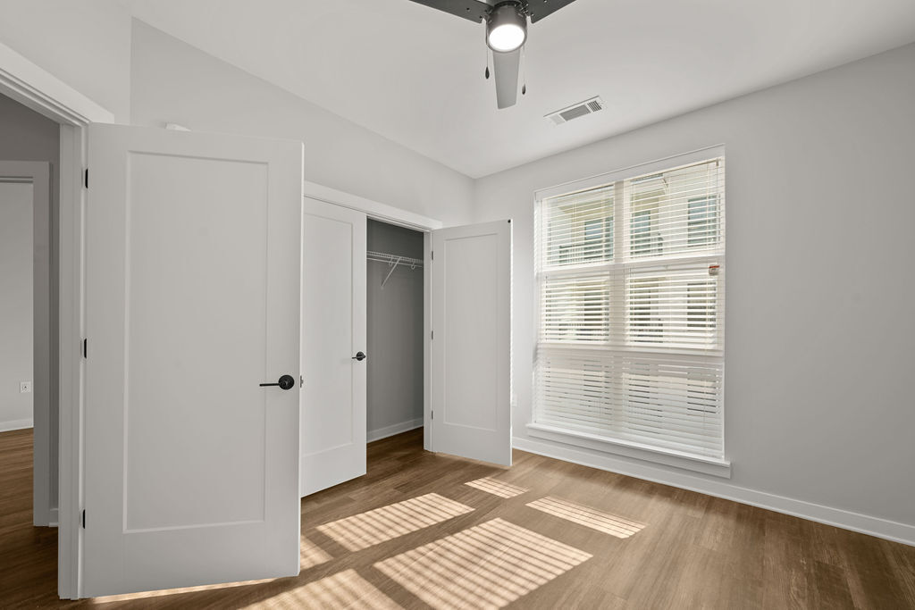 704 at the Quarter Image 13