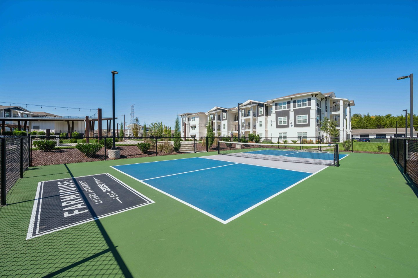Farmhouse Luxury Apartments Image 2