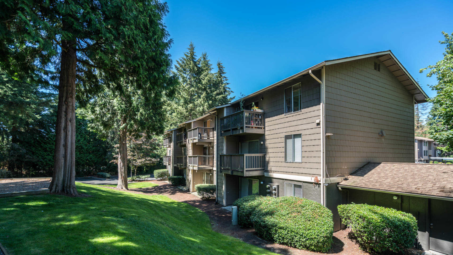 Redmond Court Image 1