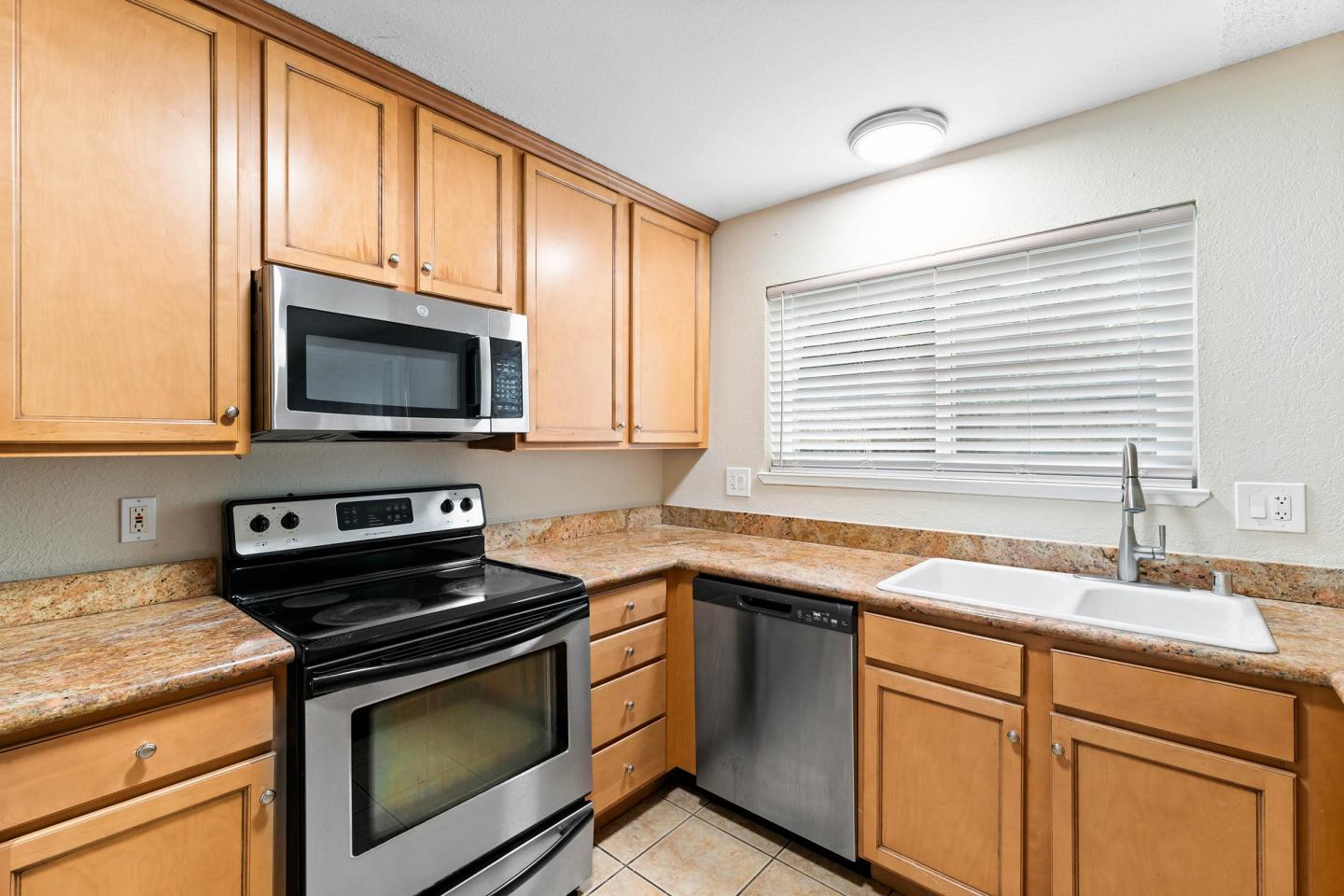 Southwood Townhomes Image 26