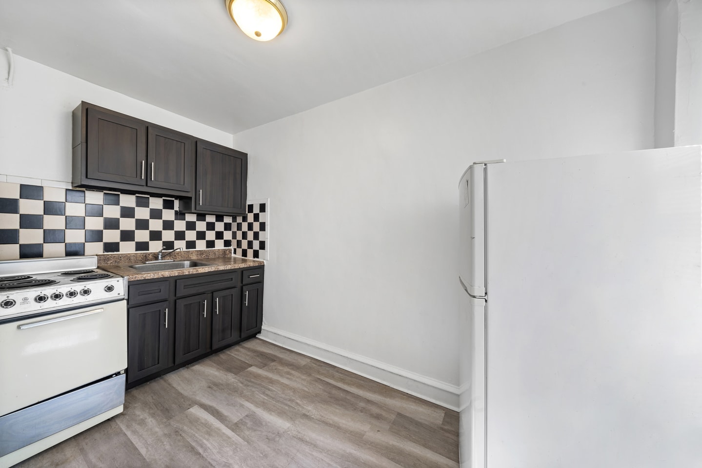 Avondale Apartments Image 11
