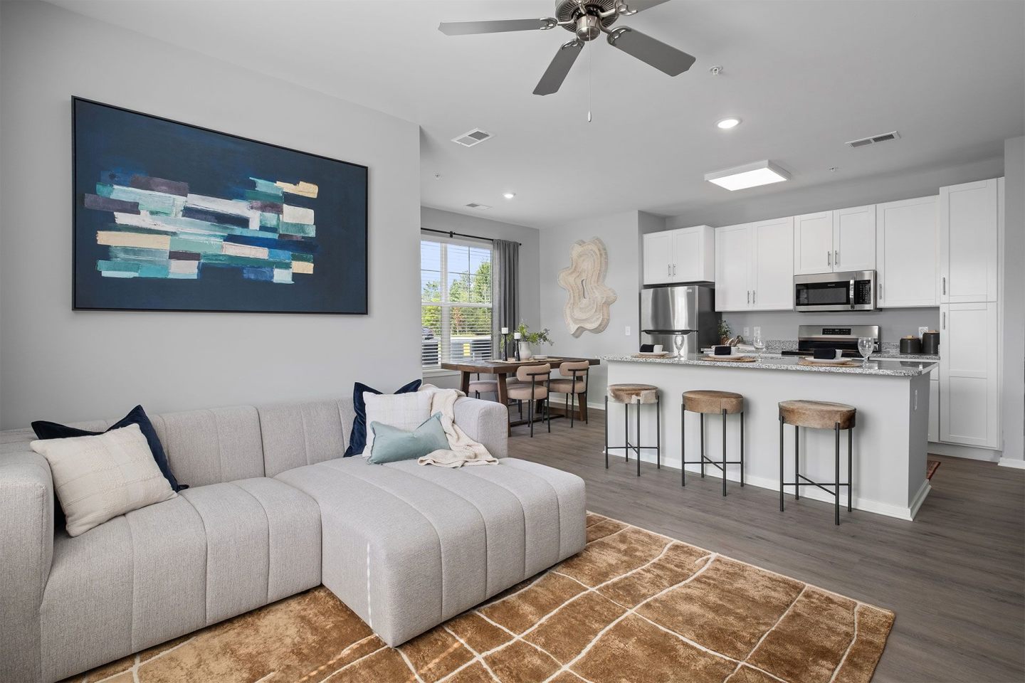 Shoreline Flats Image 15