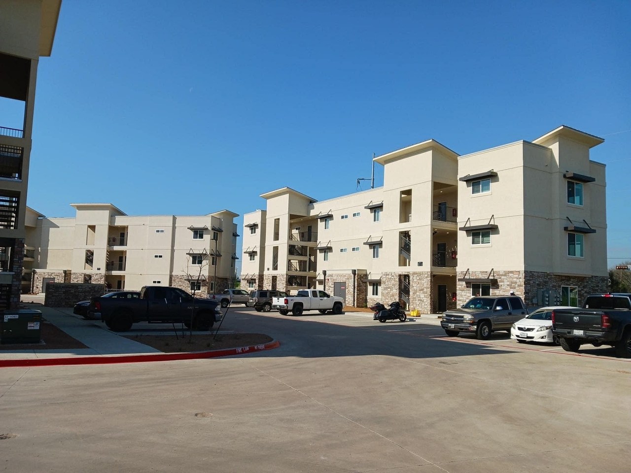 Ensign Apartments Image 13
