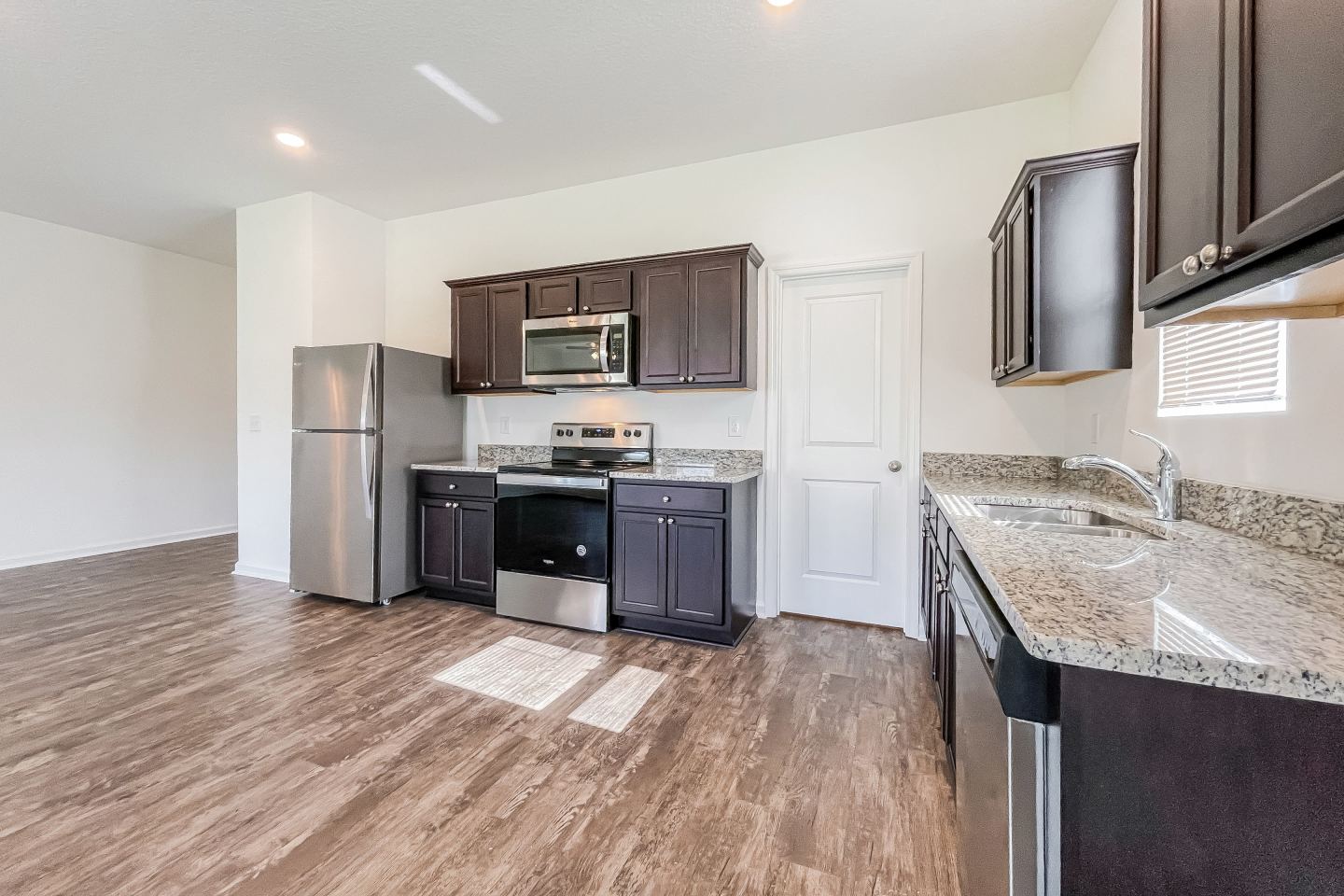 Riverstone Image 12