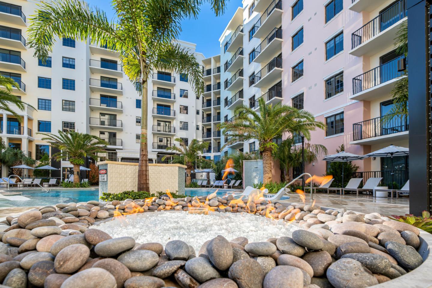 Manor Riverside Image 20