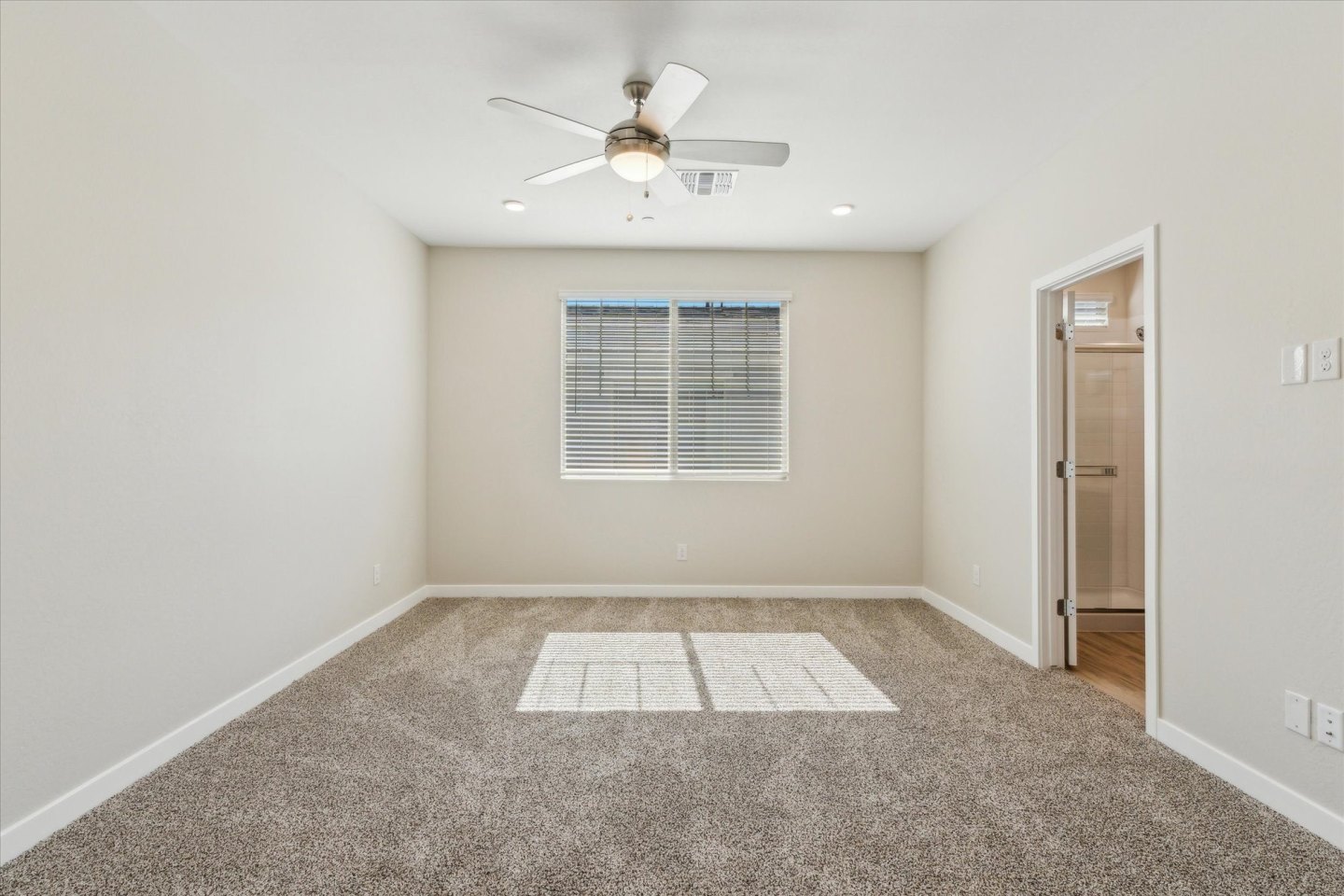 Avalon Townhomes Image 30