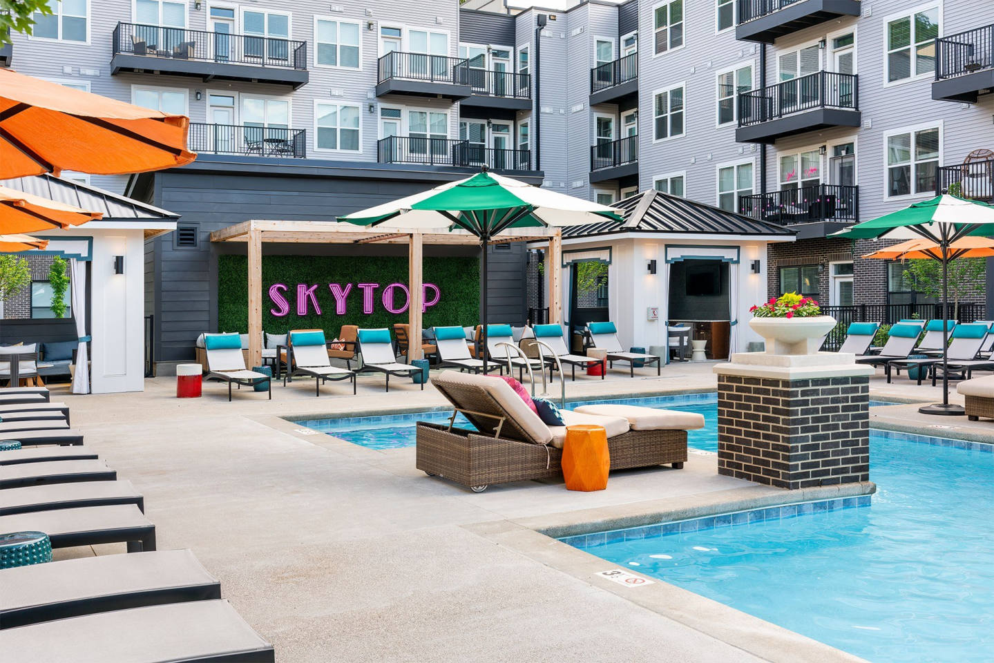 Skytop Apartments Image 3