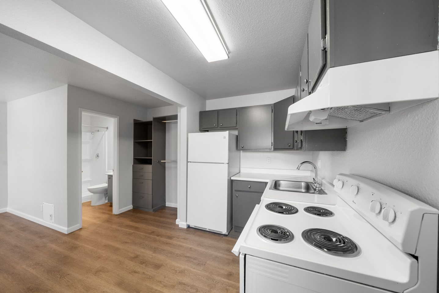 Home Suites Image 8