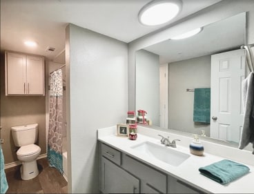 Pinehurst Place Apartments Image 34