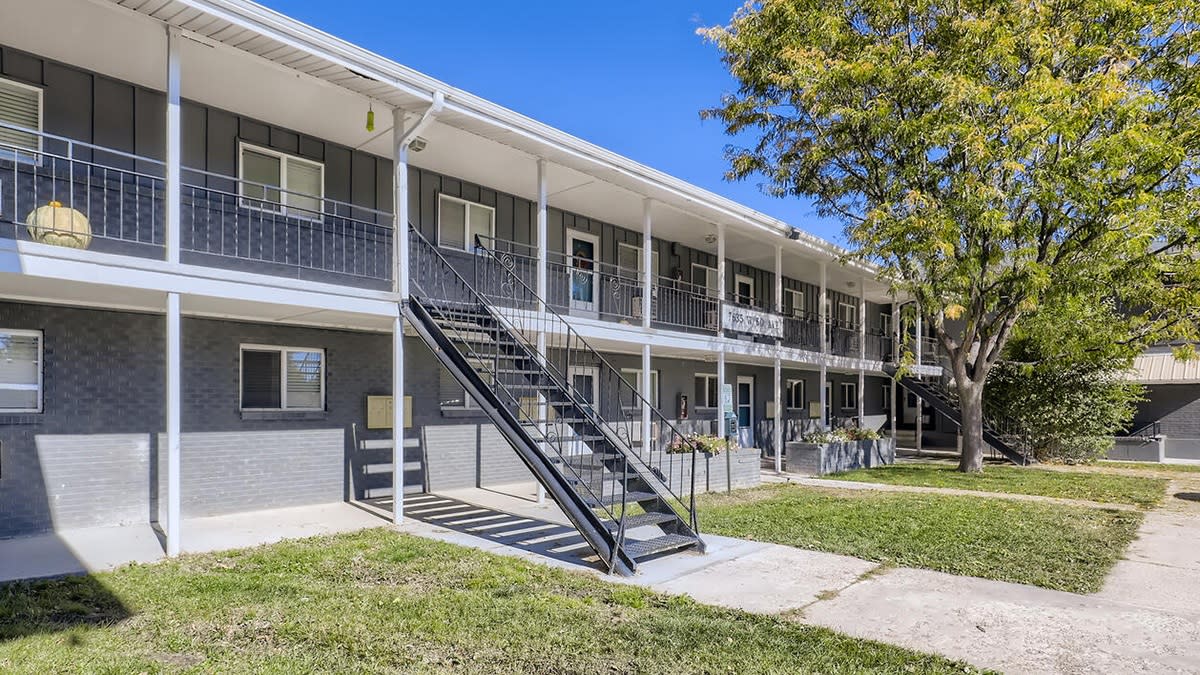 Olde Arvada Apartments Image 1