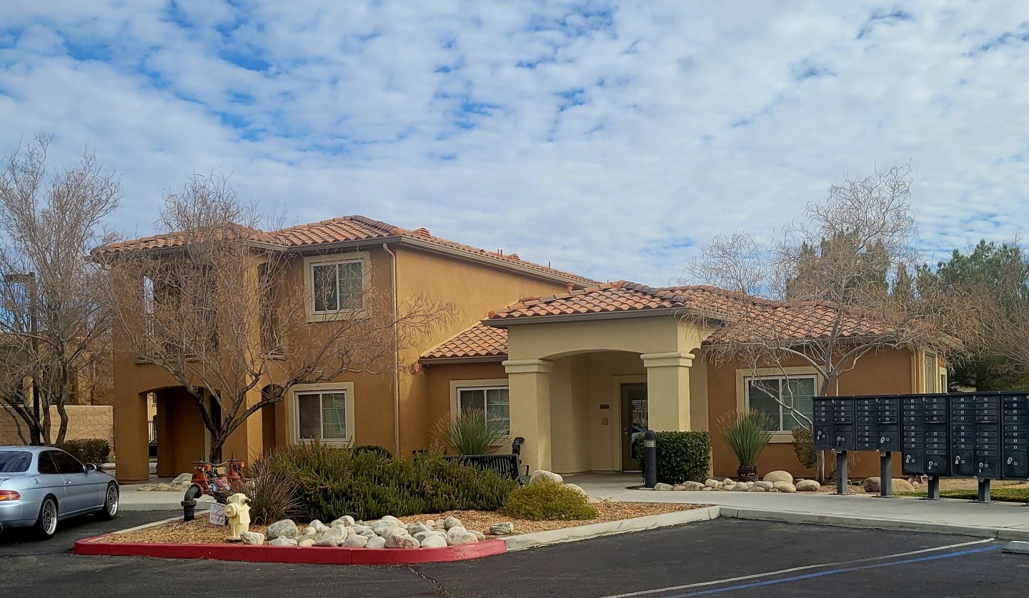 Larkspur Village Apartments Image 8
