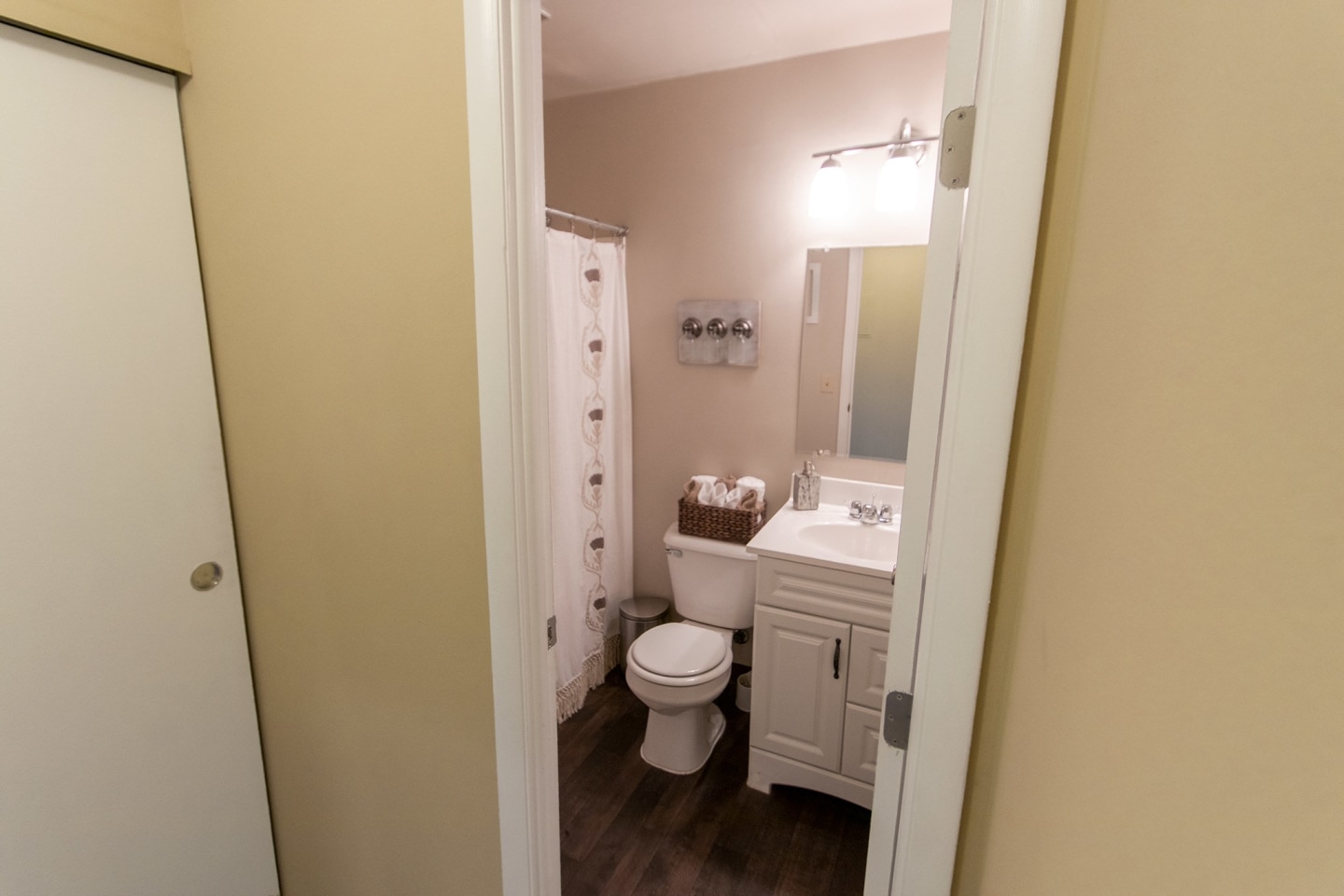 Romaine Court Image 27