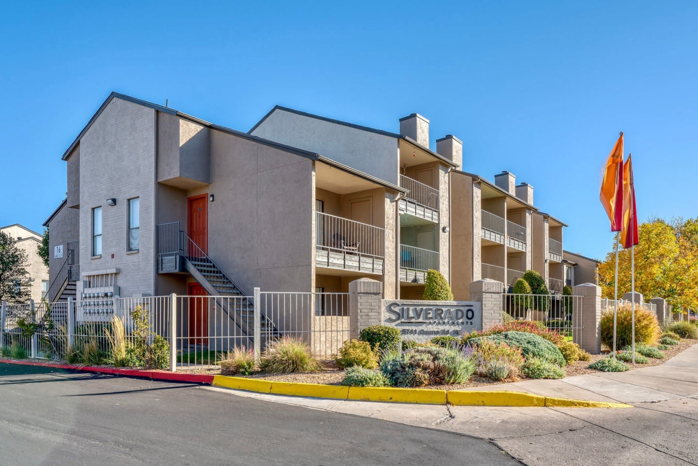 Silverado Apartments Image 7