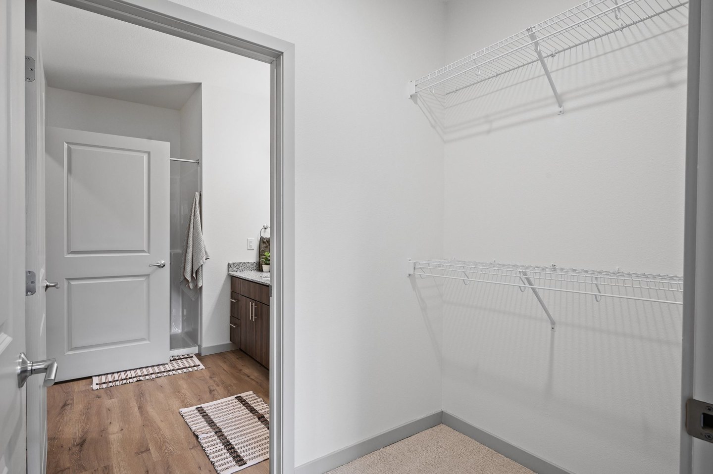 Fenview Flats Image 36