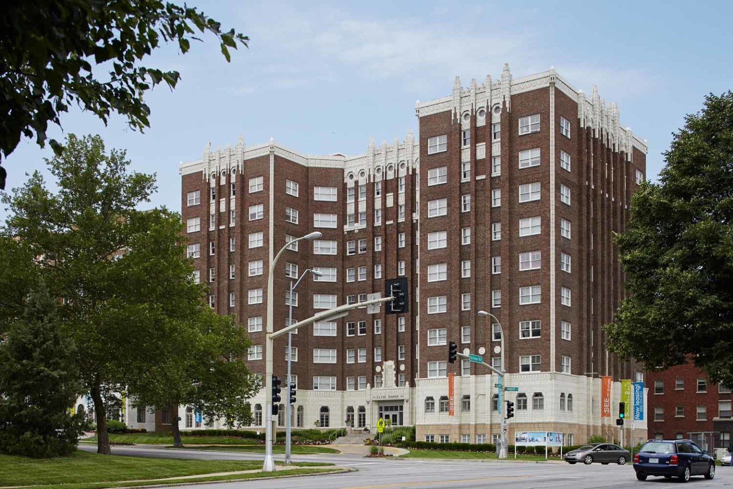 Clyde Manor Image 11
