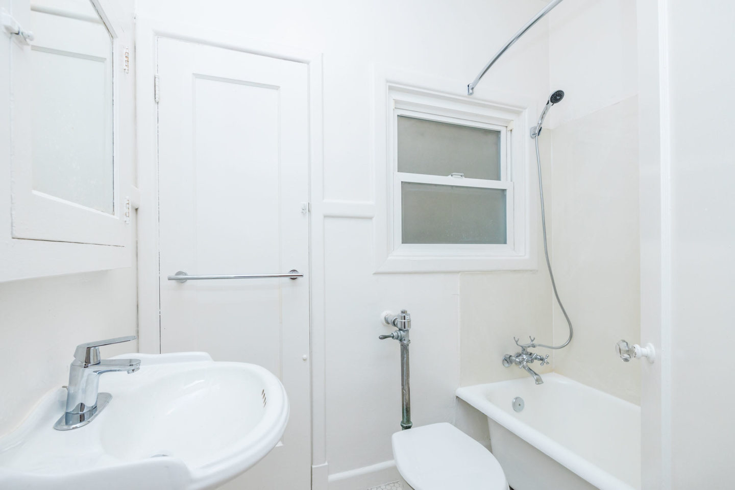226 Athol Avenue Image 36