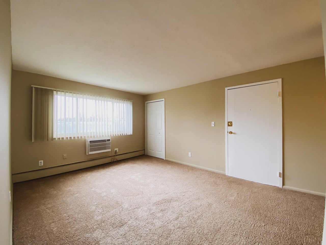 Holland Gardens Apartments Image 8