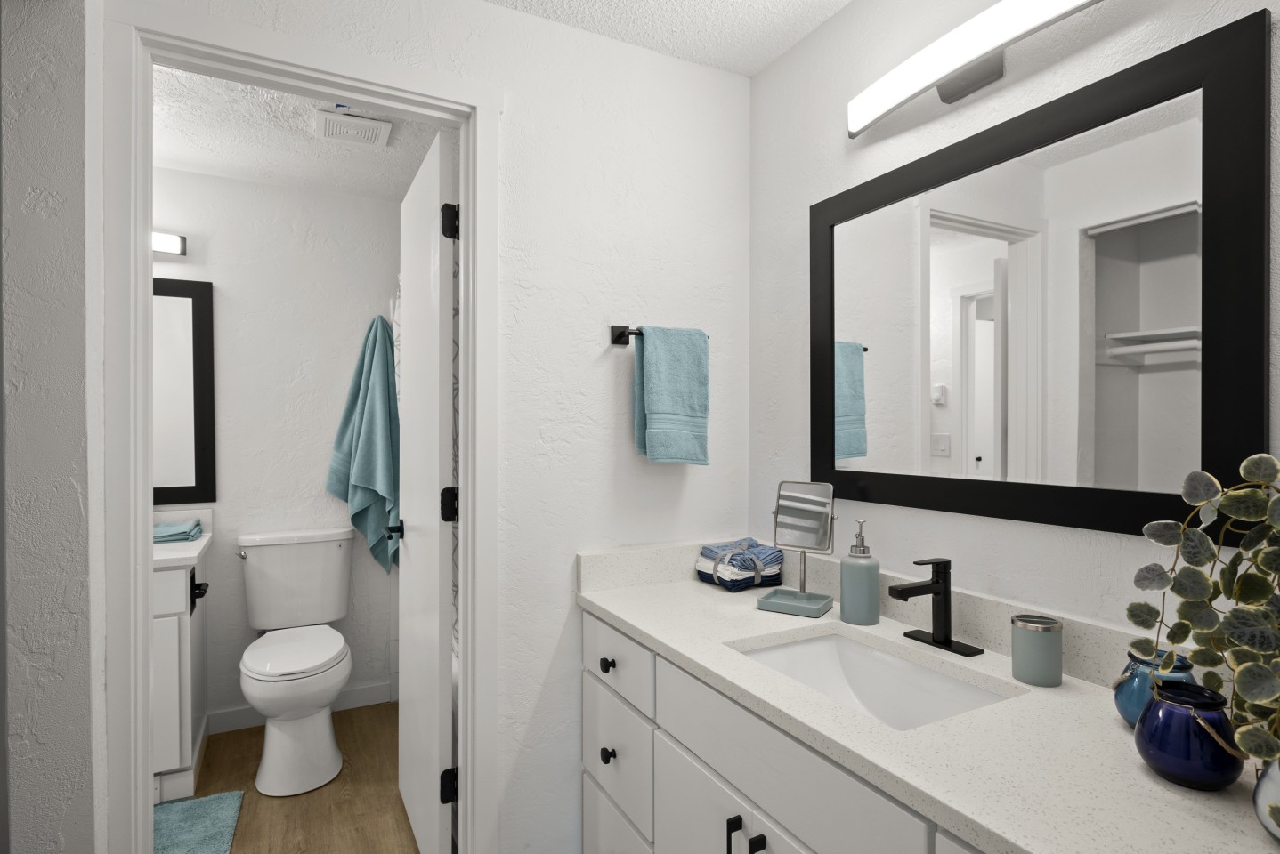 Chalet Apartments Image 8