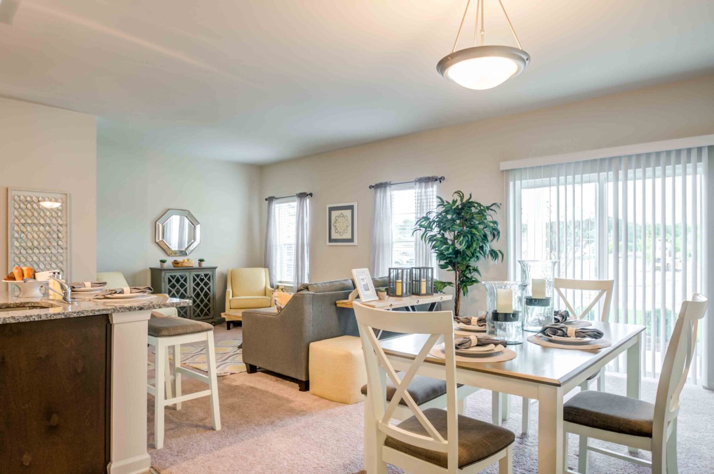 Coventry Square Apartments Image 8