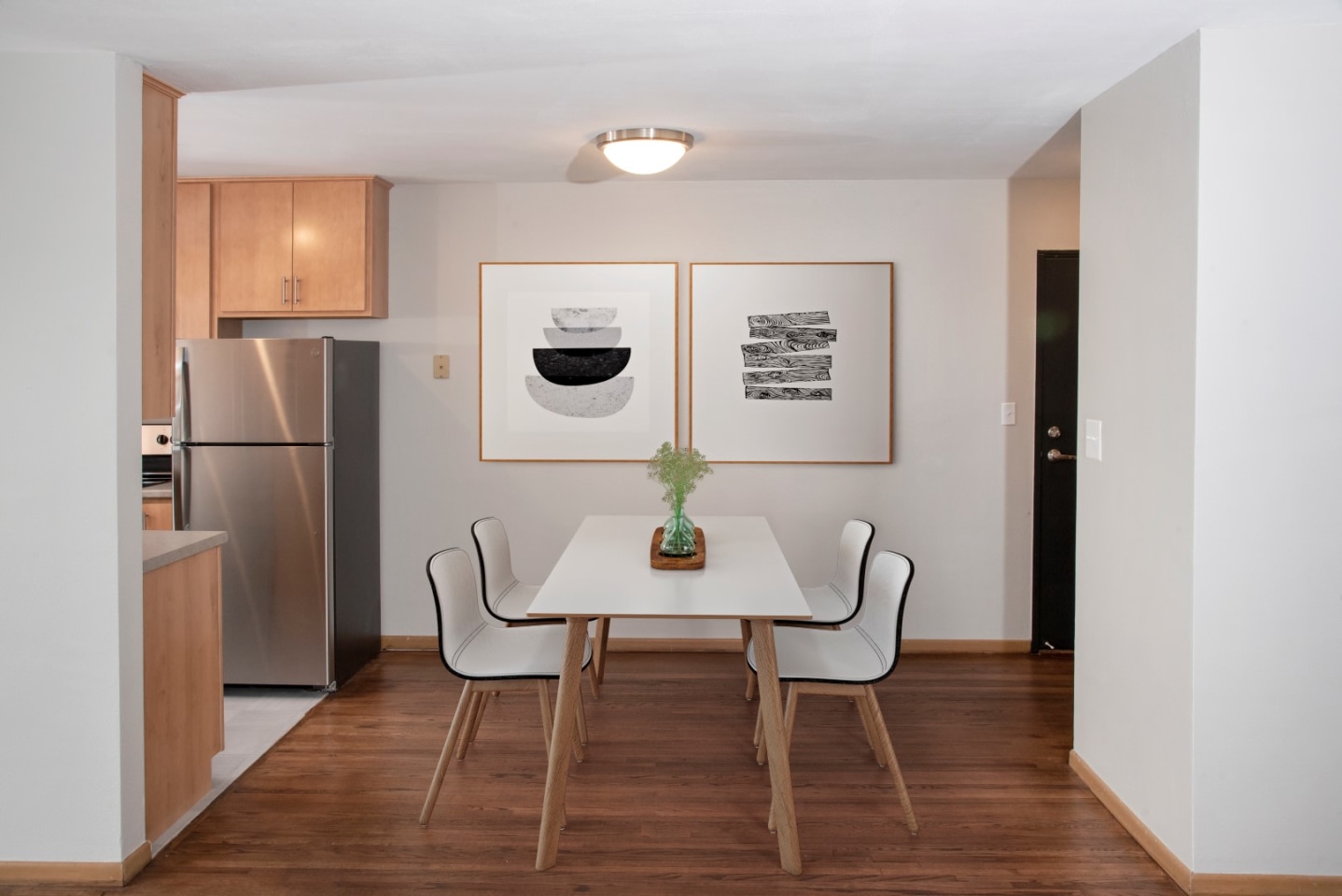 South Highland Apartments Image 9