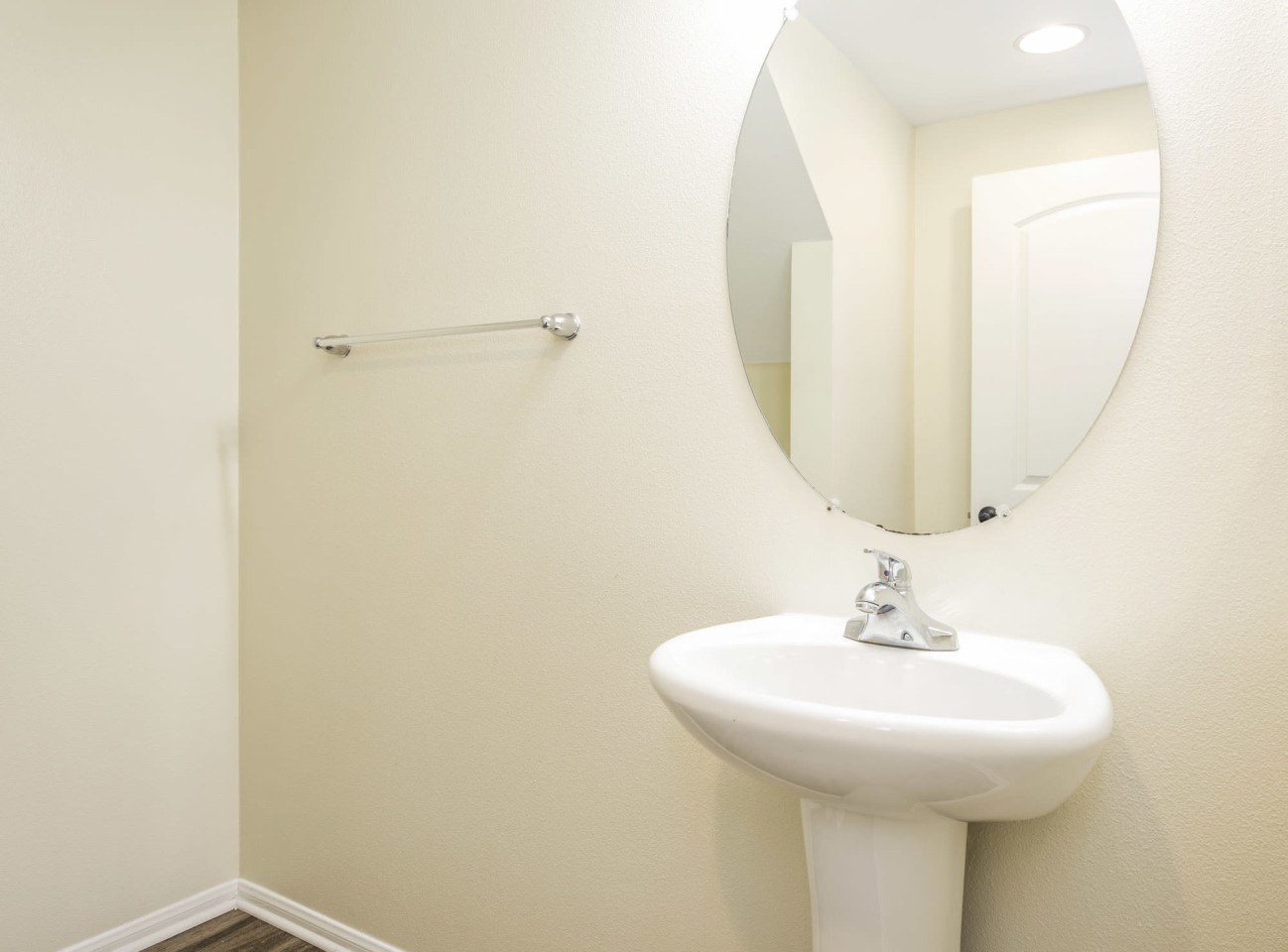 Parkside Villas Image 33