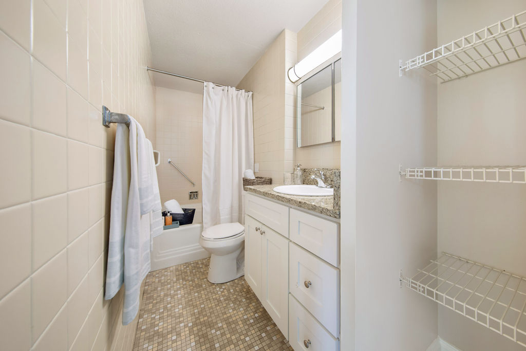 Midtown 300 Image 18
