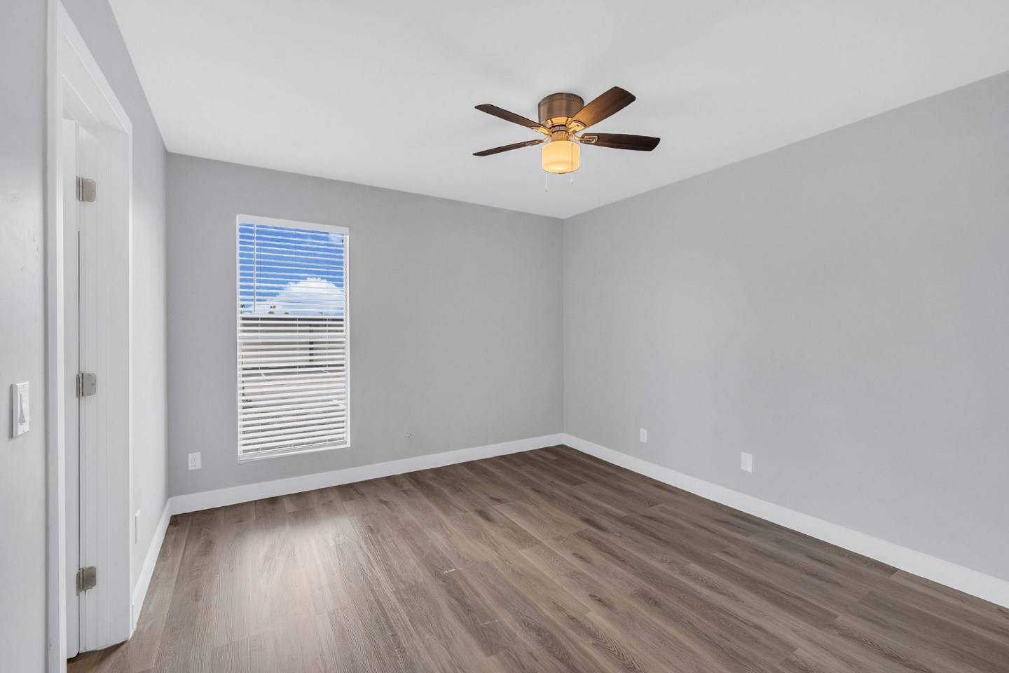 Echo Luxury Apartments Image 124