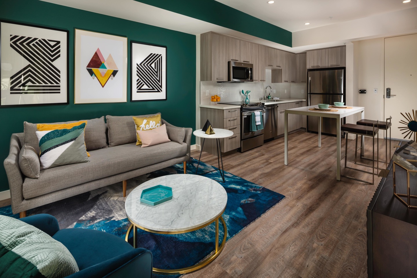 Topaz Apartments Image 3