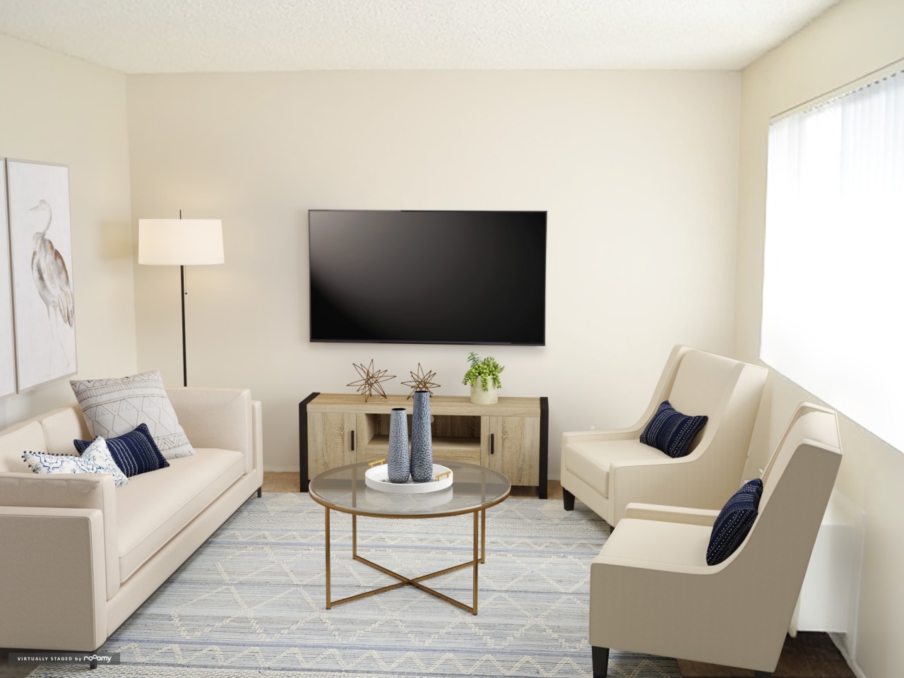 Country Club Apartments Image 4