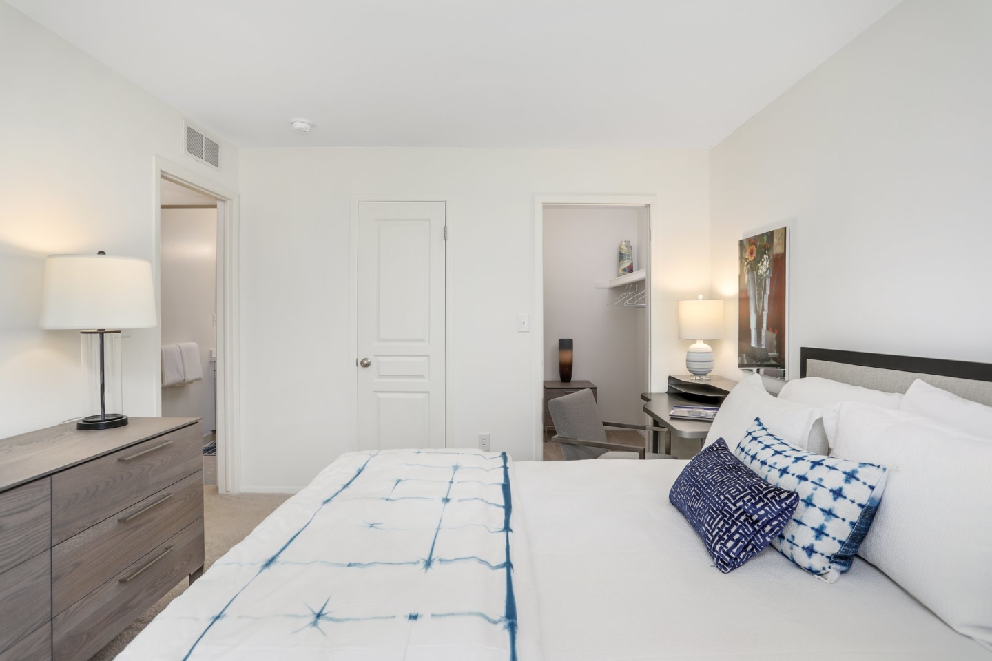 Saddle Creek Image 26