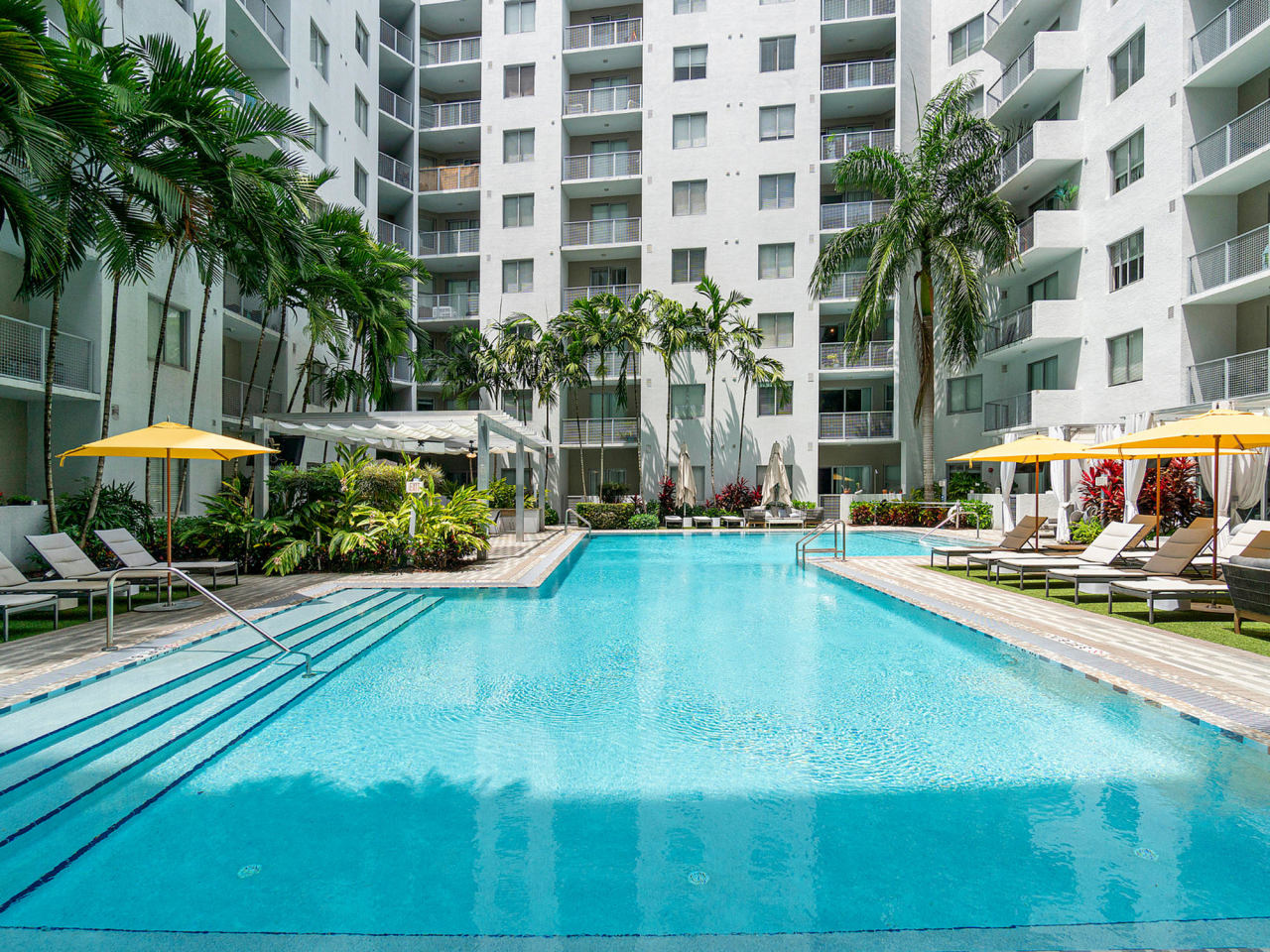 Pearl Dadeland Image 25
