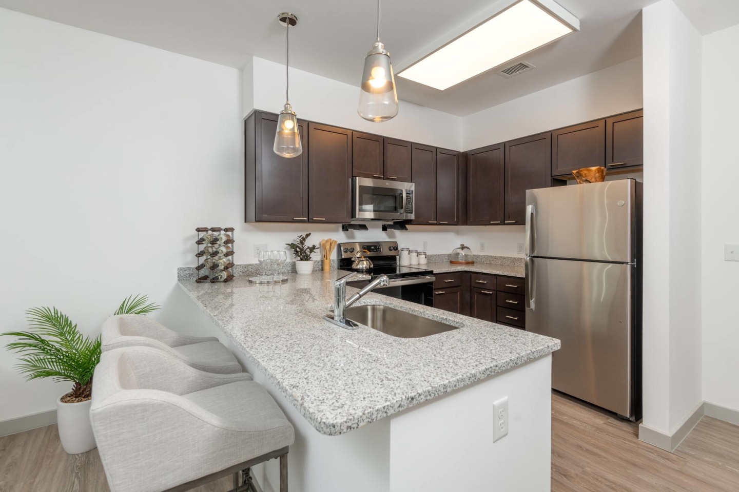 55+ Senior Living Community - Zen Apartments Image 17