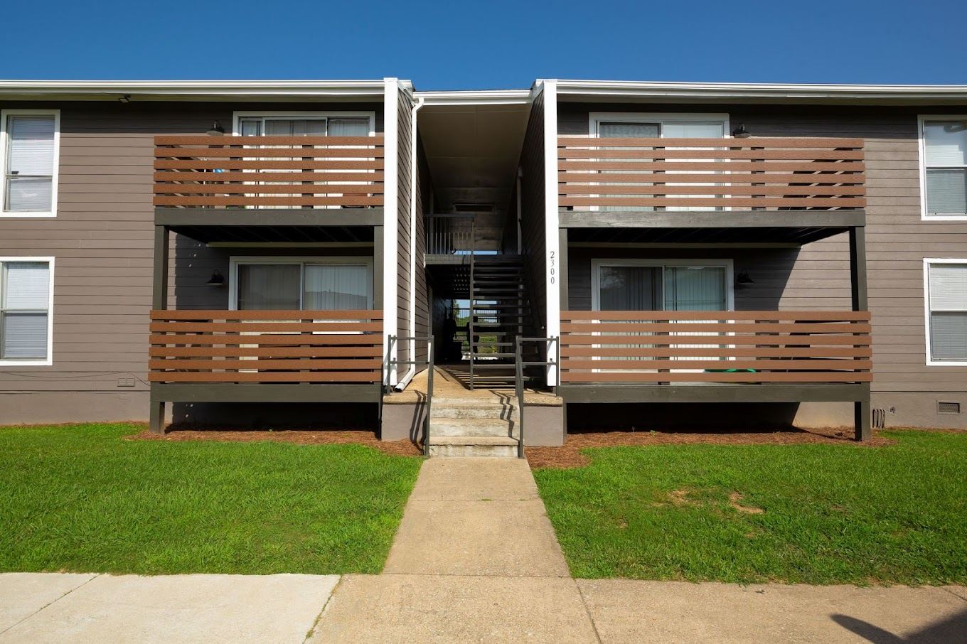Raintree Apartments Image 3