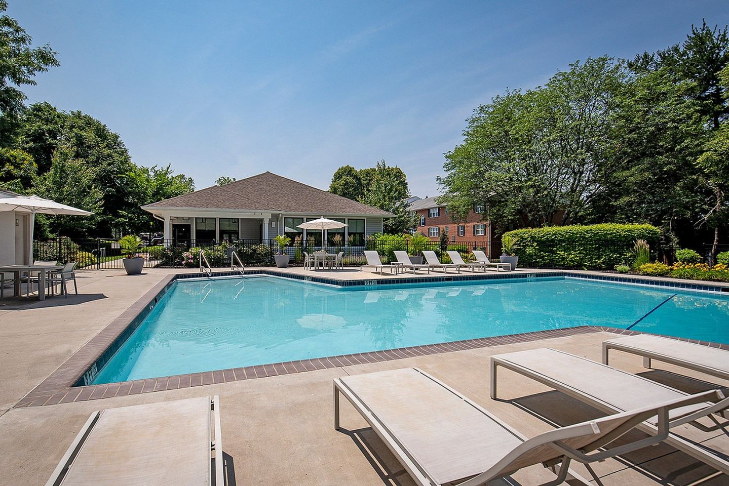 Willowbrook Image 32