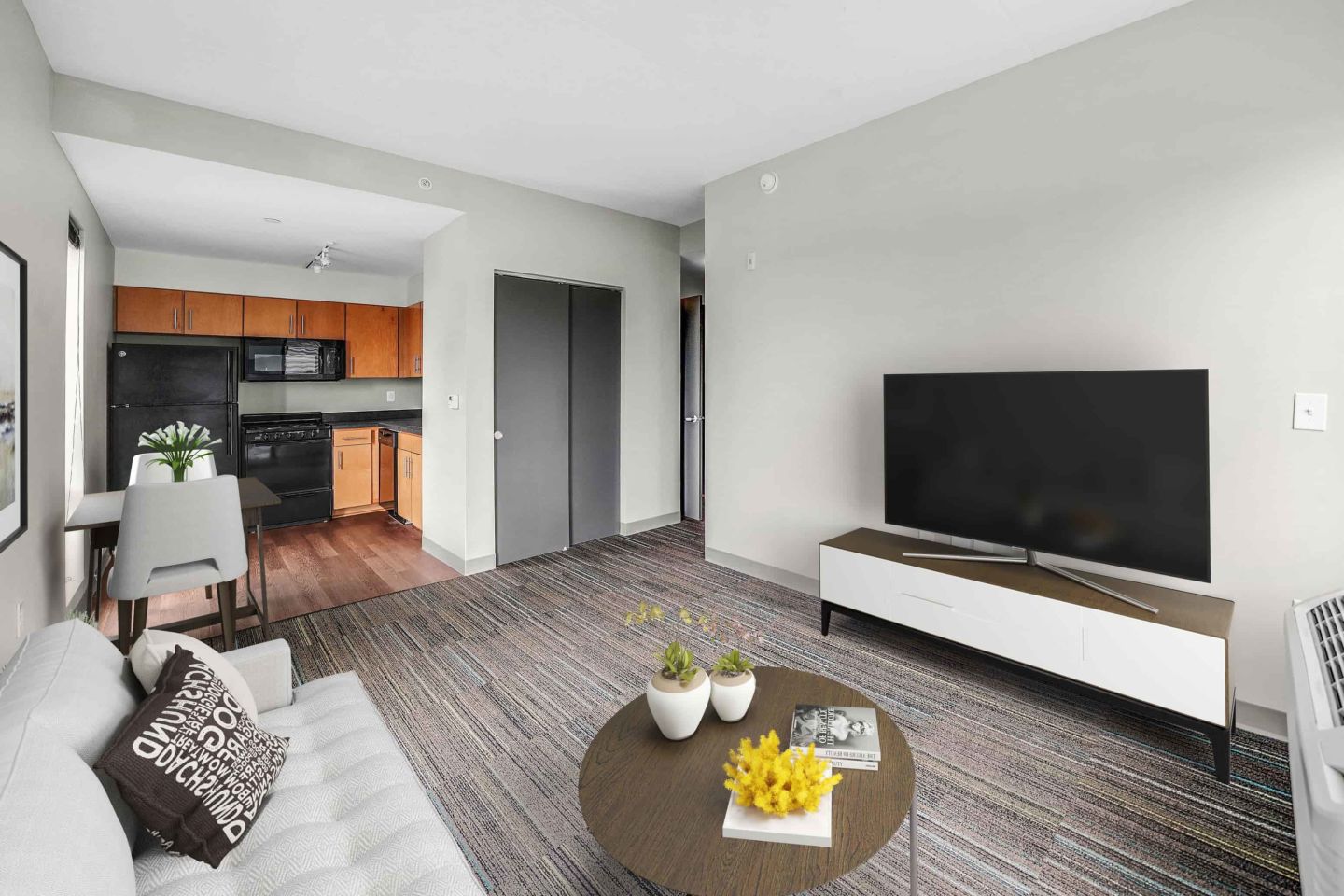 3939 Chestnut Image 11