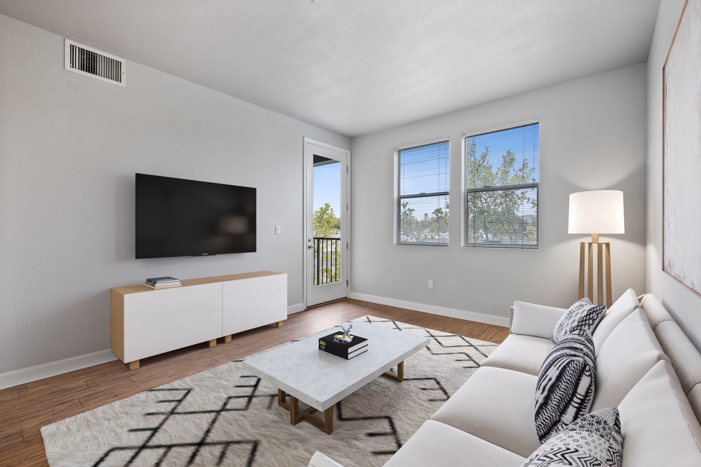 Theatre Square Apartments Image 9
