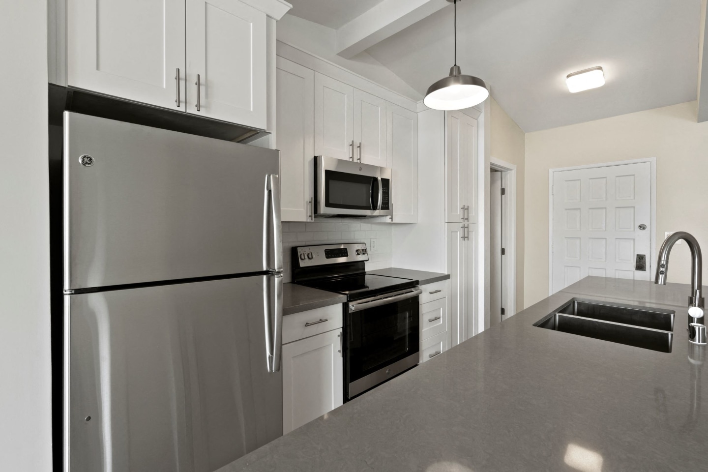 Parkway Terrace Image 27