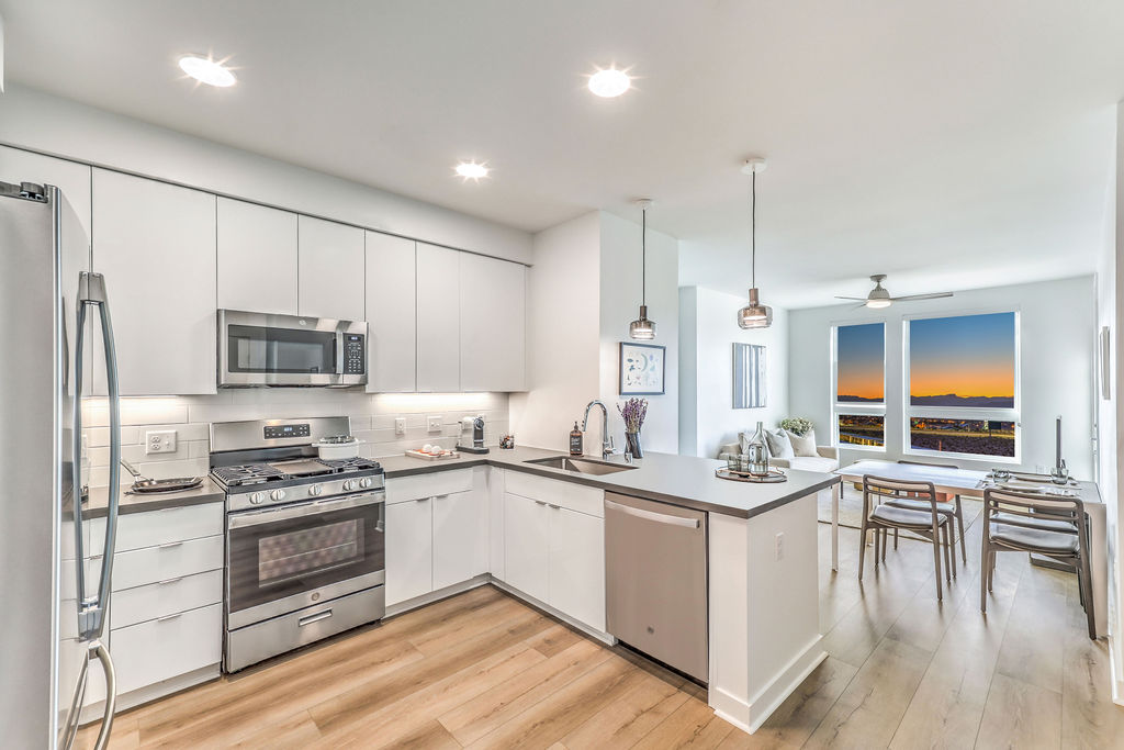 Ariva Luxury Residences Image 75
