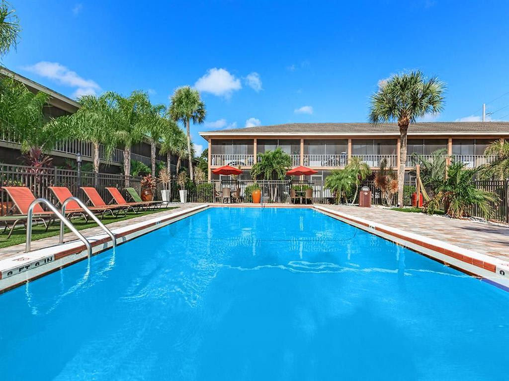 Sunset Place Image 35