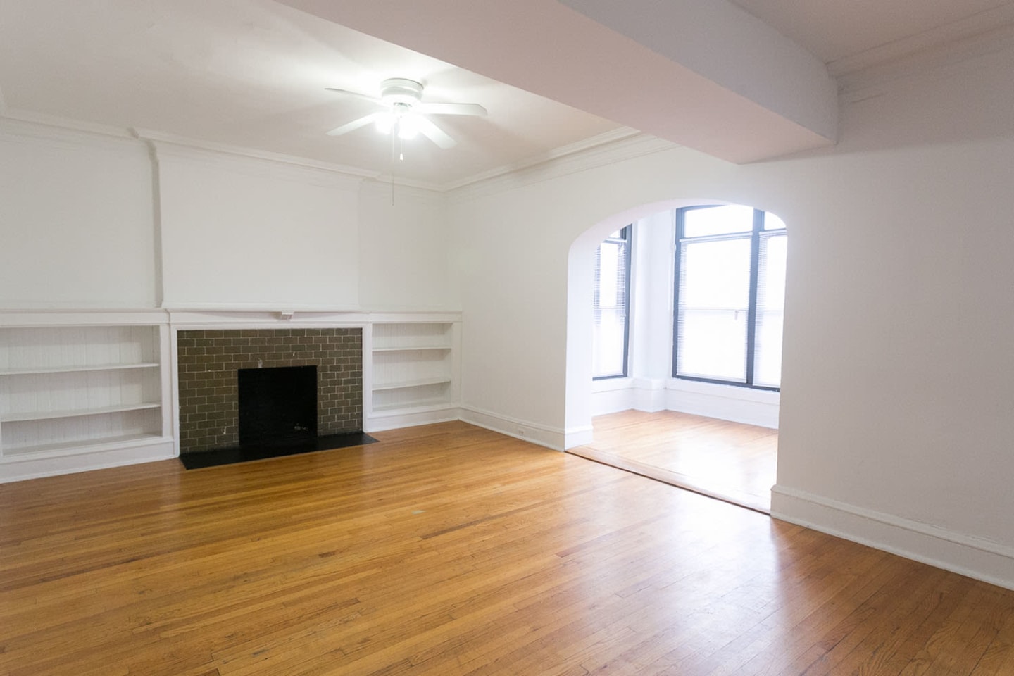 5218-5220 S. Kimbark Avenue Image 10