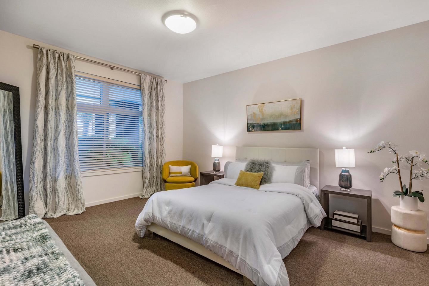 Yacht Harbor Club Image 26