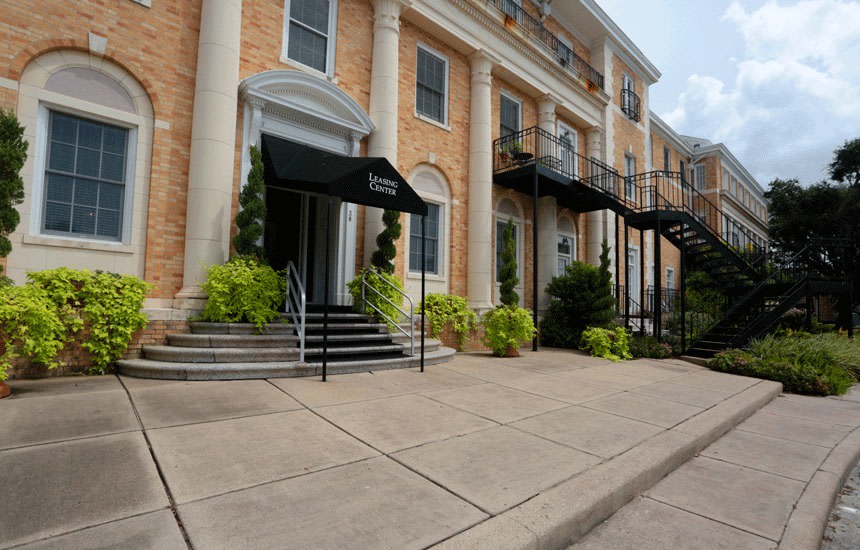 Park at Cedar Lawn Apartments Image 25
