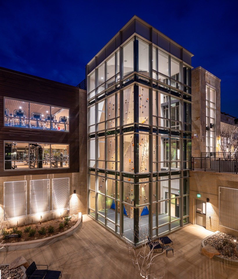 Parc Mosaic Apartment Homes Image 7