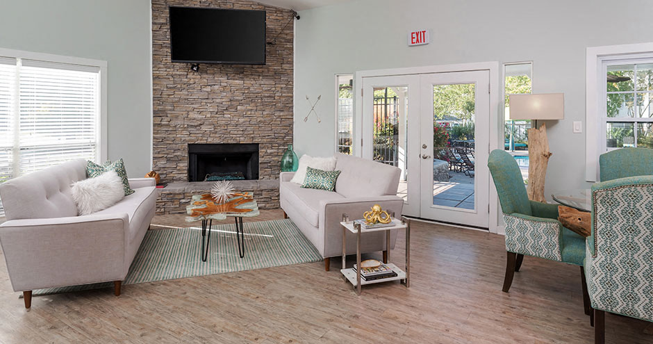 Spring House Apartments Image 14